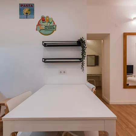 Appartamento Cozy 2 Bedroom Retreat Lisbona