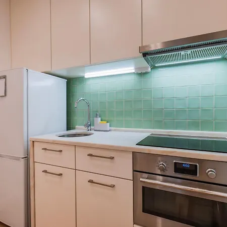 Appartamento Cozy 2 Bedroom Retreat Lisbona
