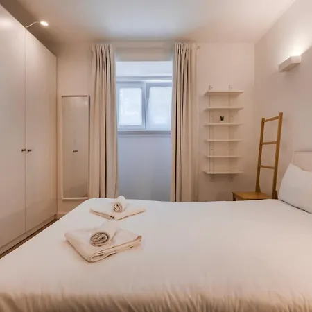 Cozy 2 Bedroom Retreat Apartamento Lisboa