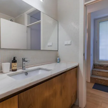 Cozy 2 Bedroom Retreat * Lisboa